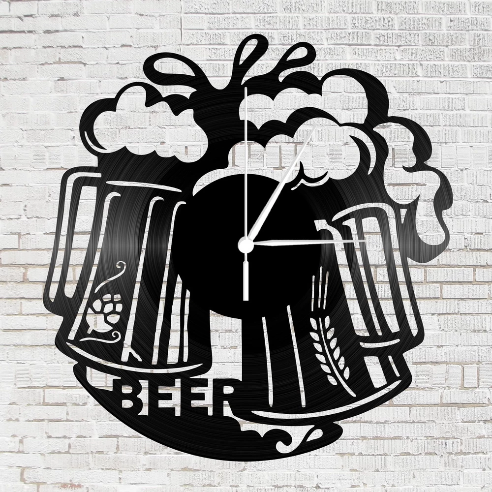 Bakelit falióra Beer