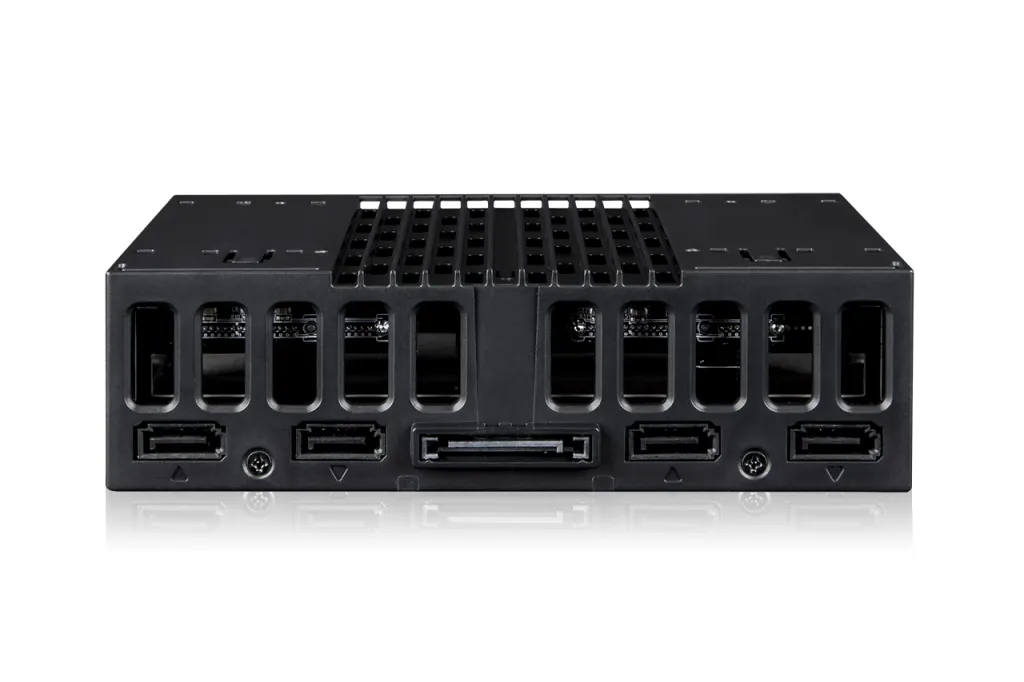 ICYDOCK MB024SP-B flexiDOCK 4x 2.5" - 5.25" HDD beépítő keret