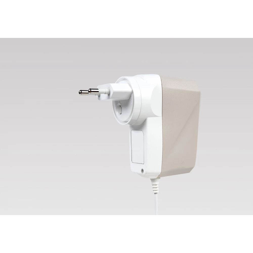 IFI iPower X zavarszűrős adapter 12V/2A