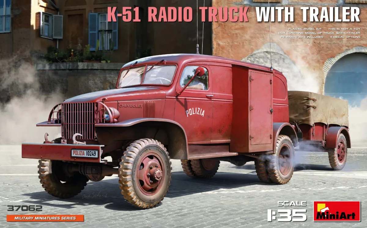 MINIART K-51 rádiós jármű modell pótkocsival
