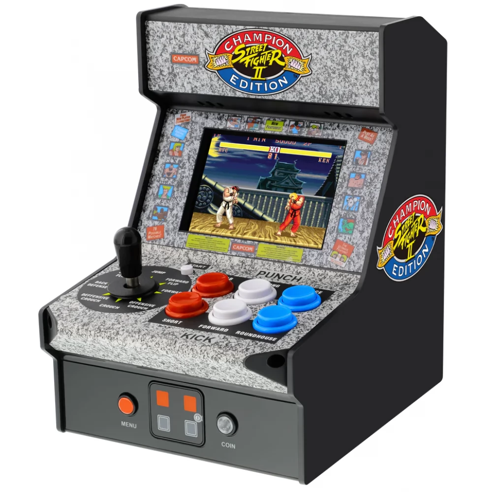 MY ARCADE Street Fighter II Champion Edition Micro Player Retro Arcade 7.5" Hordozható