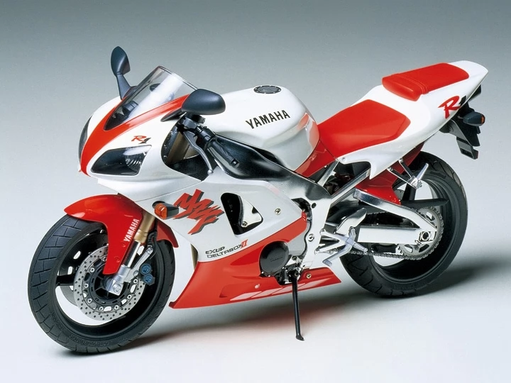 TAMIYA 1/12 Yamaha YZF-R1 motor modell