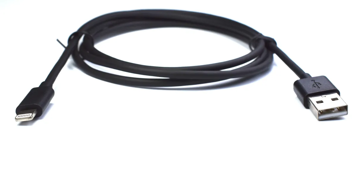 USB Lightning Töltő/adatkábel Fekete 1m AP-001-BK